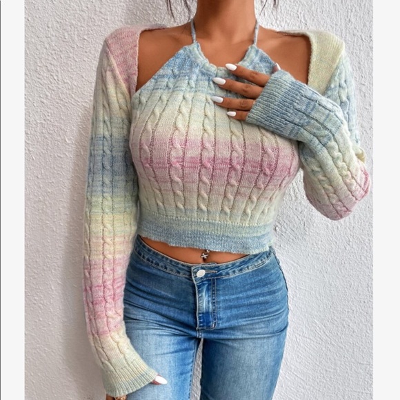 Ombre Long Sleeve Cold Shoulder Halter Crop Top Sweater - Picture 4 of 6